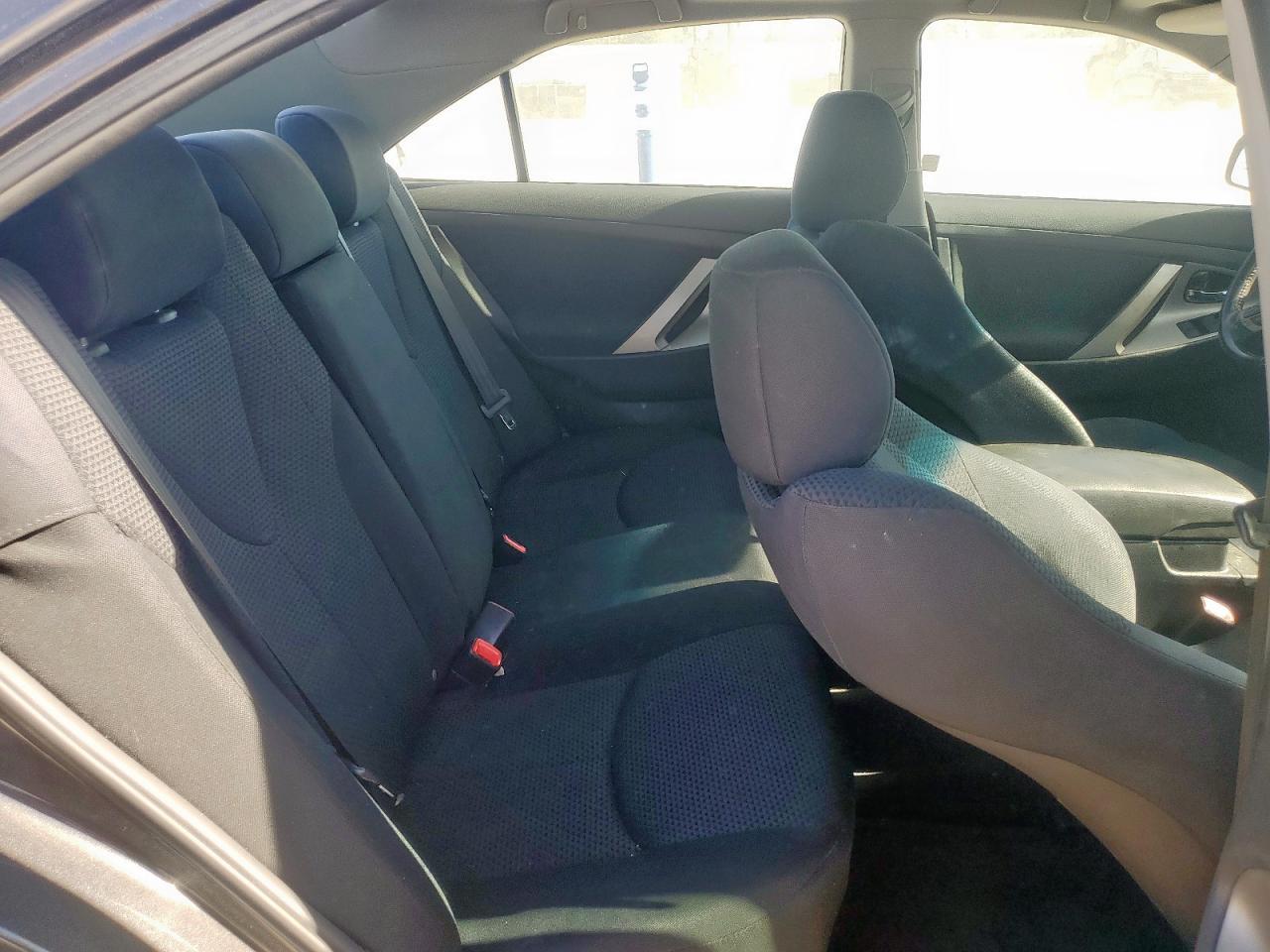 2010 TOYOTA CAMRY