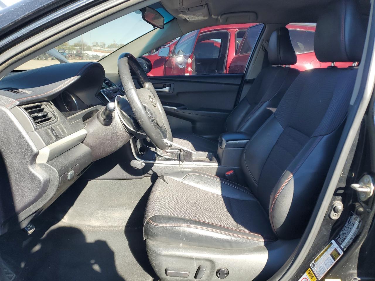 2016 TOYOTA CAMRY