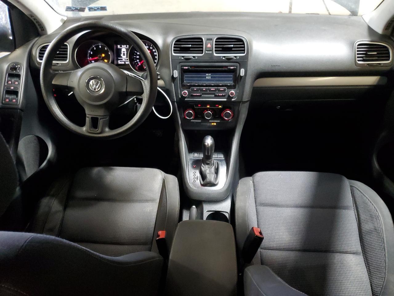 2013 VOLKSWAGEN GOLF