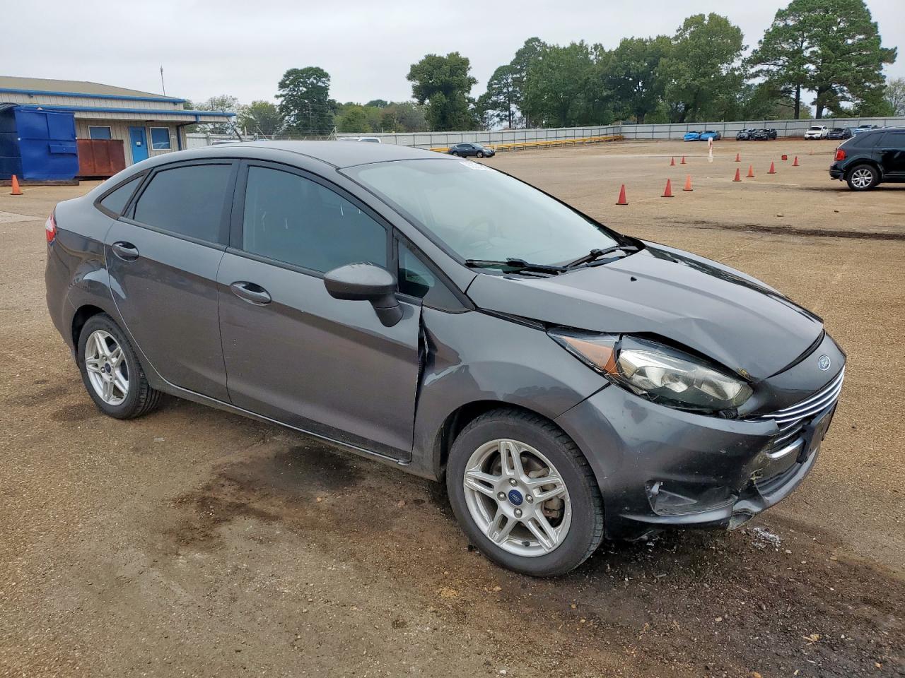 2017 FORD Fiesta