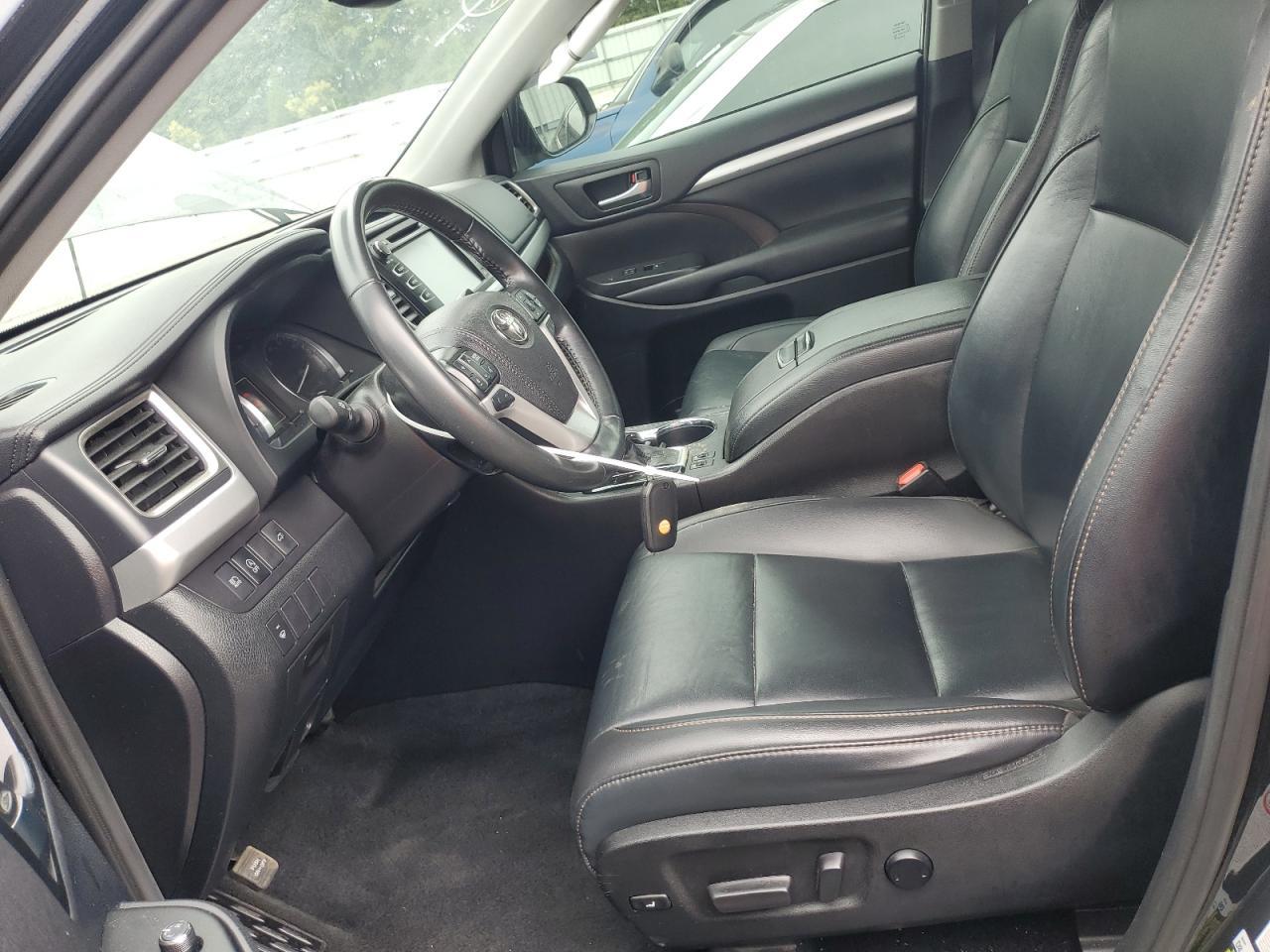 2019 TOYOTA HIGHLANDER