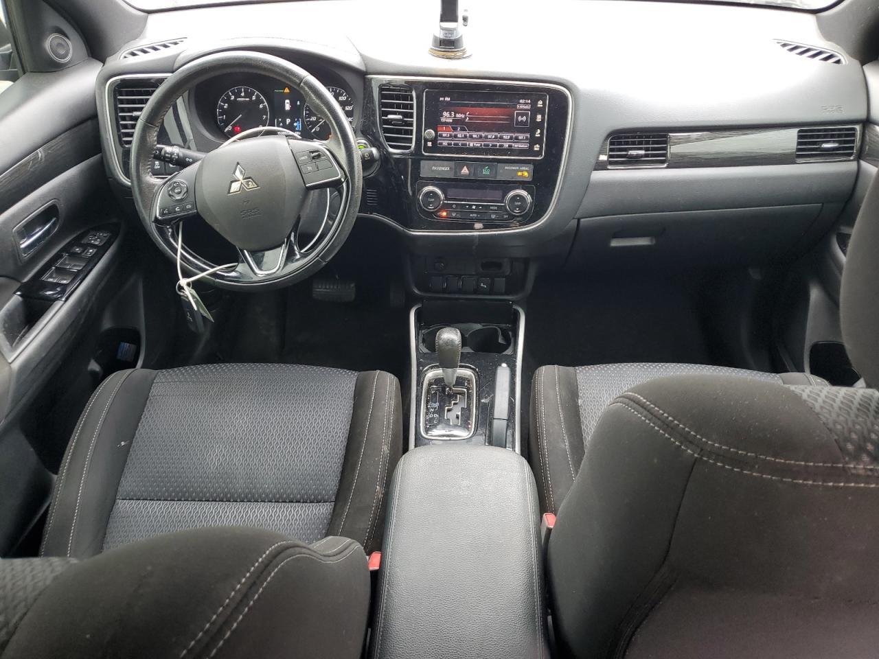 2018 MITSUBISHI outlander