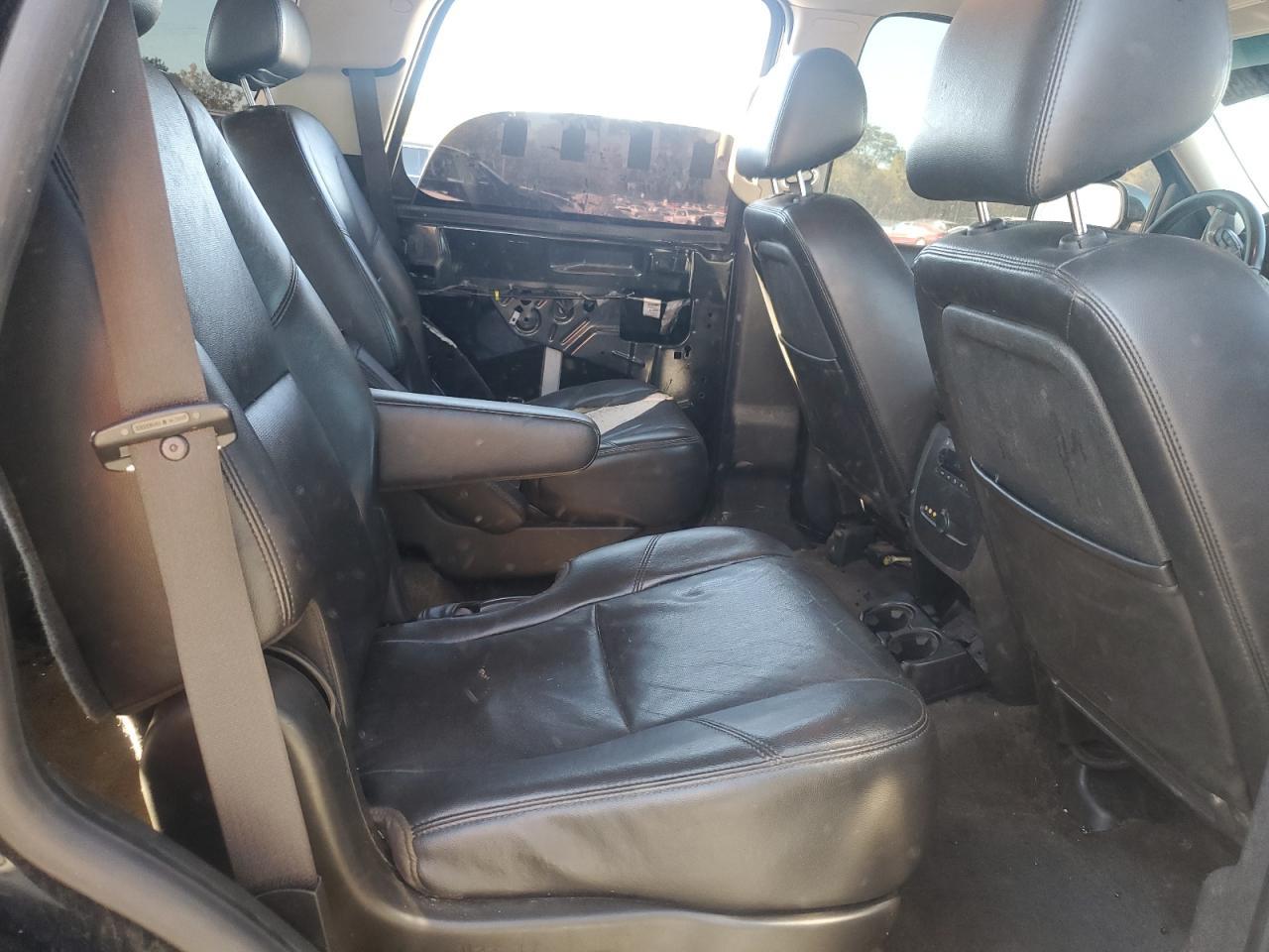 2010 CHEVROLET Tahoe