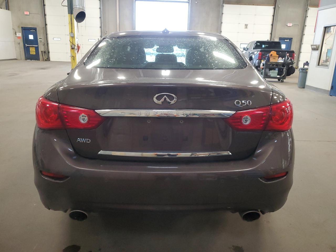 2015 INFINITI Q50