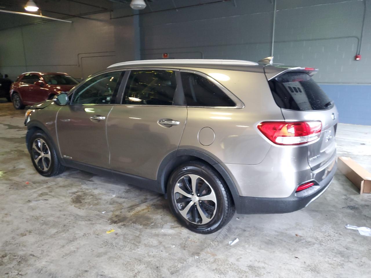2016 KIA SORENTO