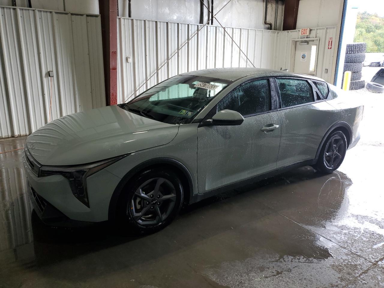 2025 KIA K4
