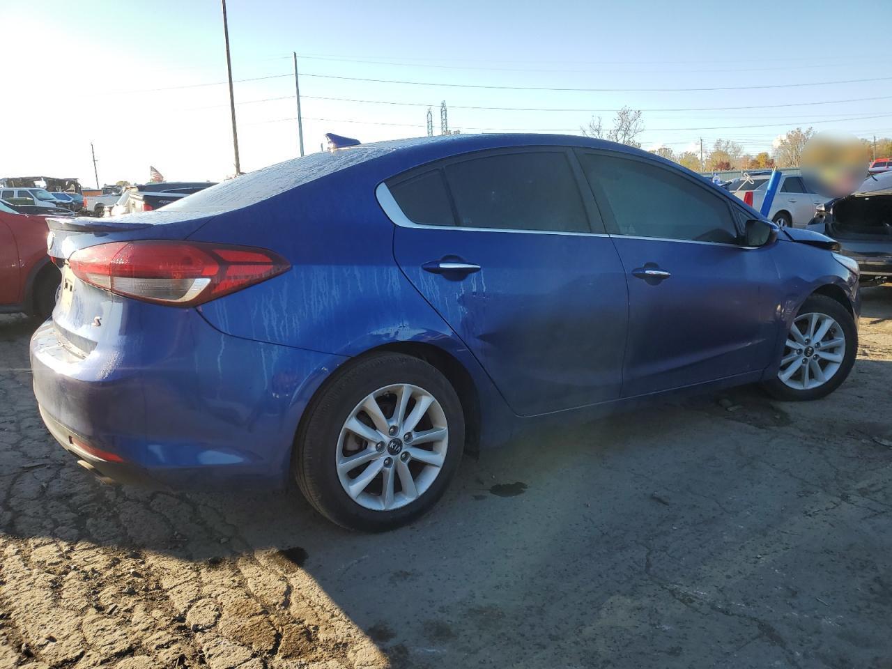 2017 KIA FORTE