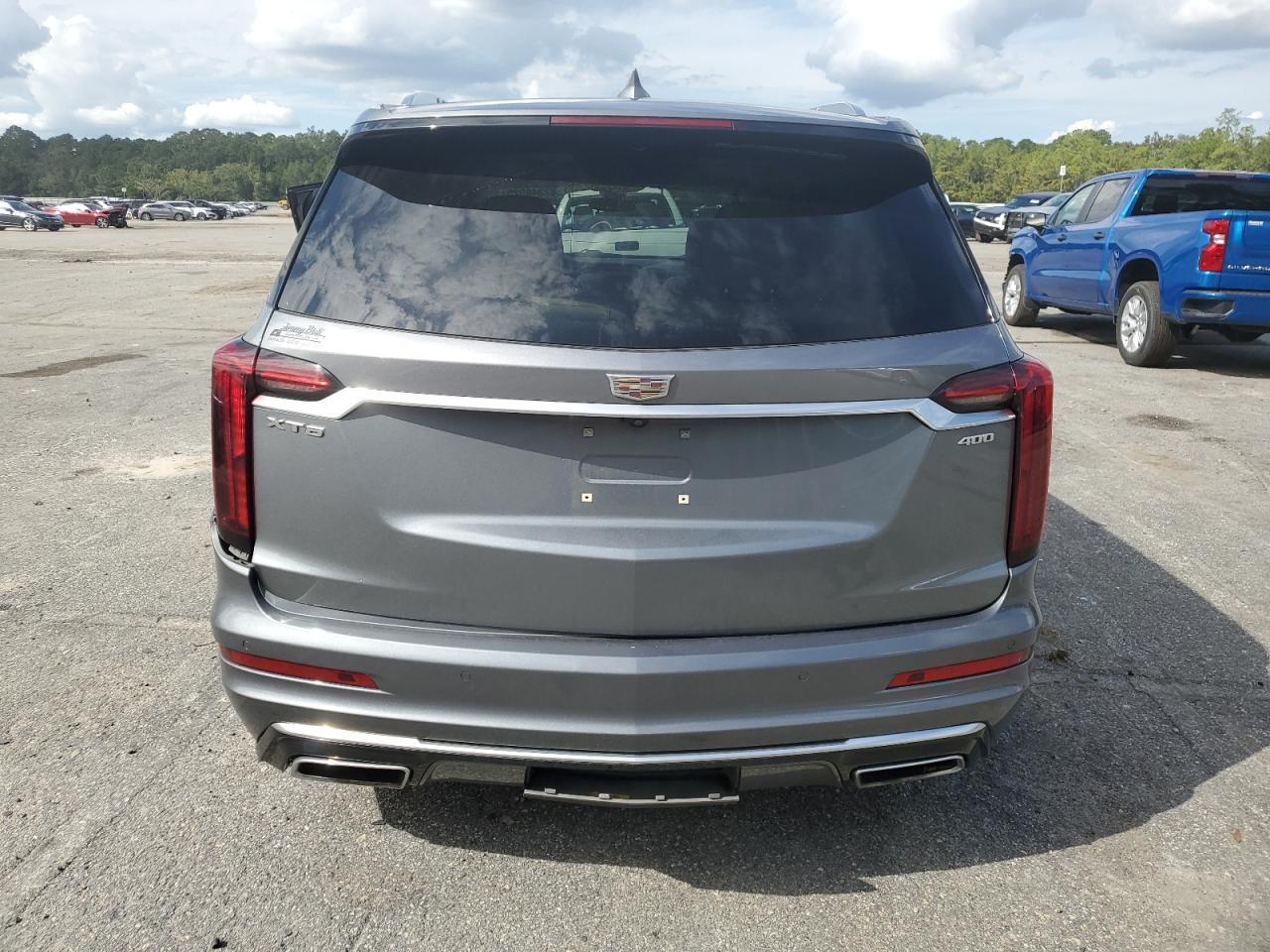2022 CADILLAC XT6