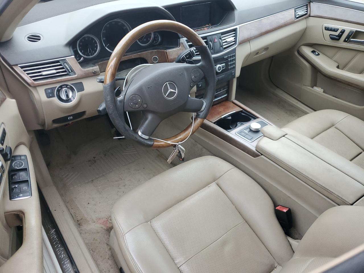 2011 MERCEDES-BENZ E-Class