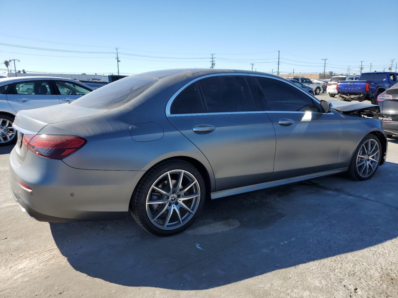 2022 MERCEDES-BENZ E-Class