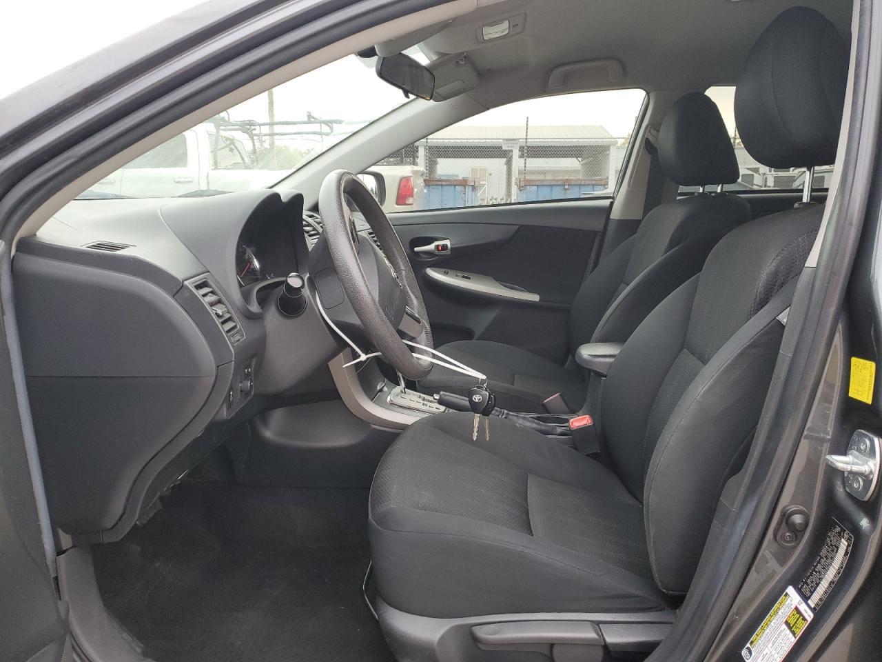 2011 TOYOTA COROLLA