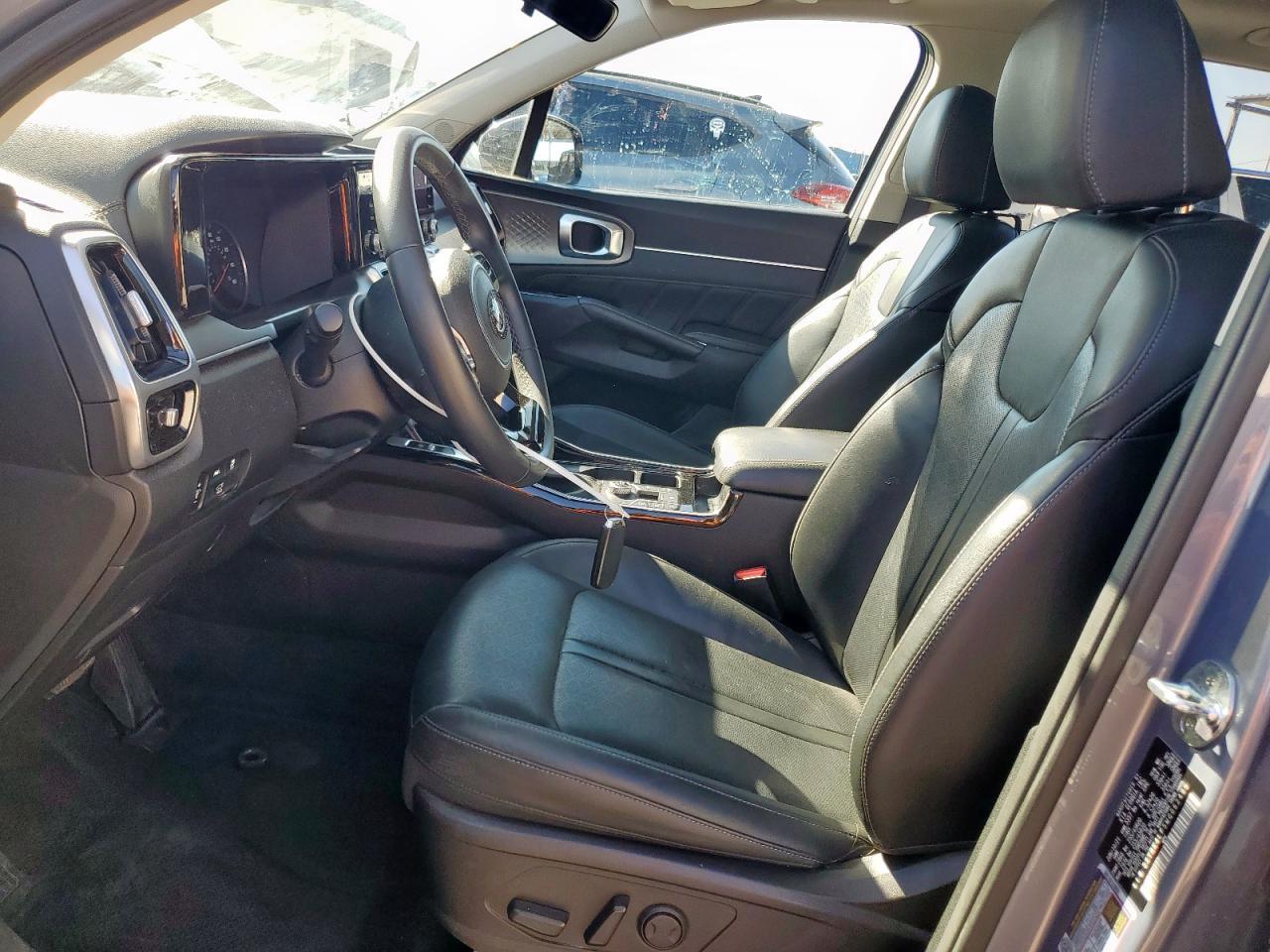 2021 KIA SORENTO