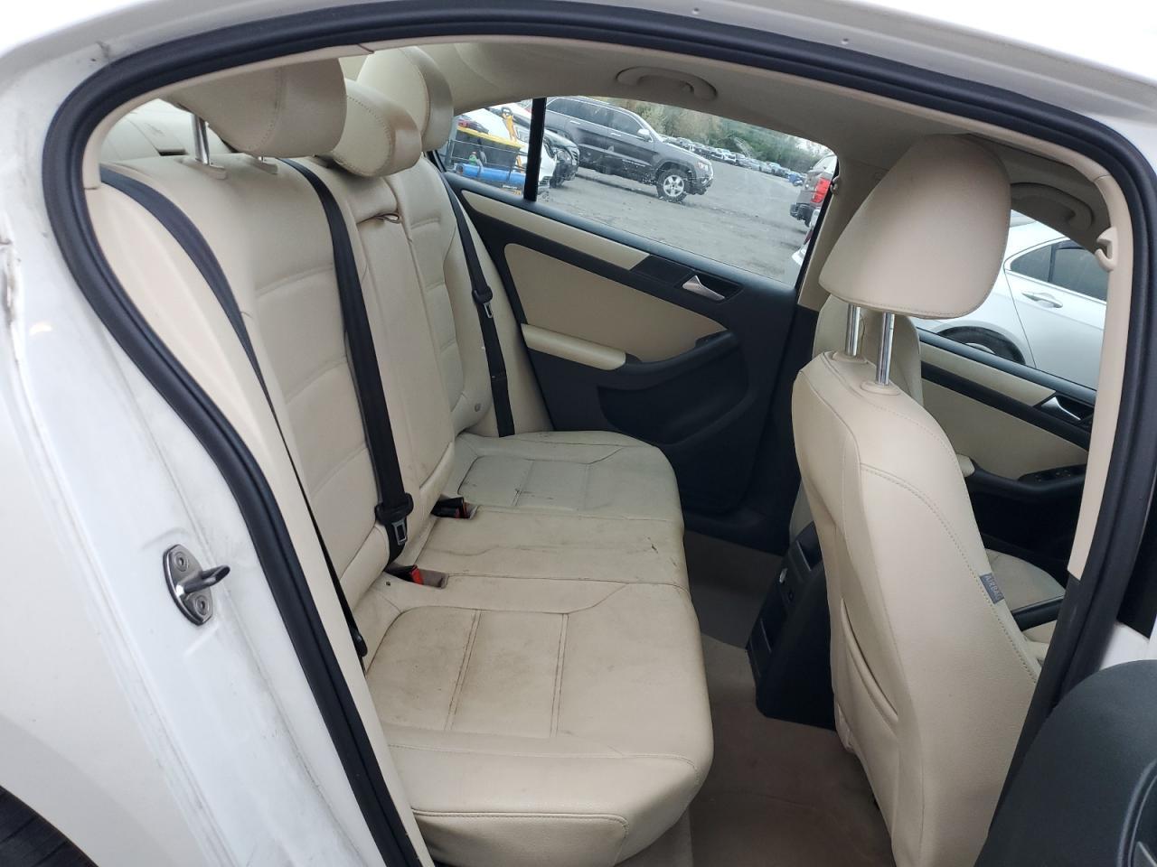 2012 VOLKSWAGEN JETTA
