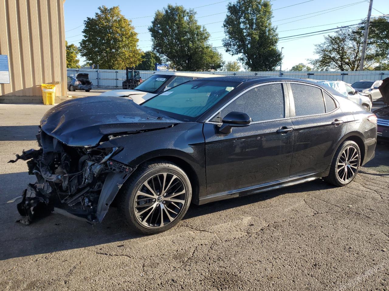 2018 TOYOTA CAMRY