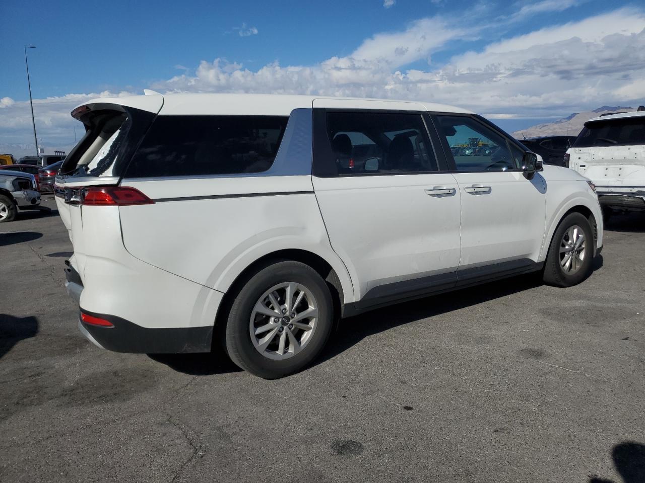 2022 KIA Carnival