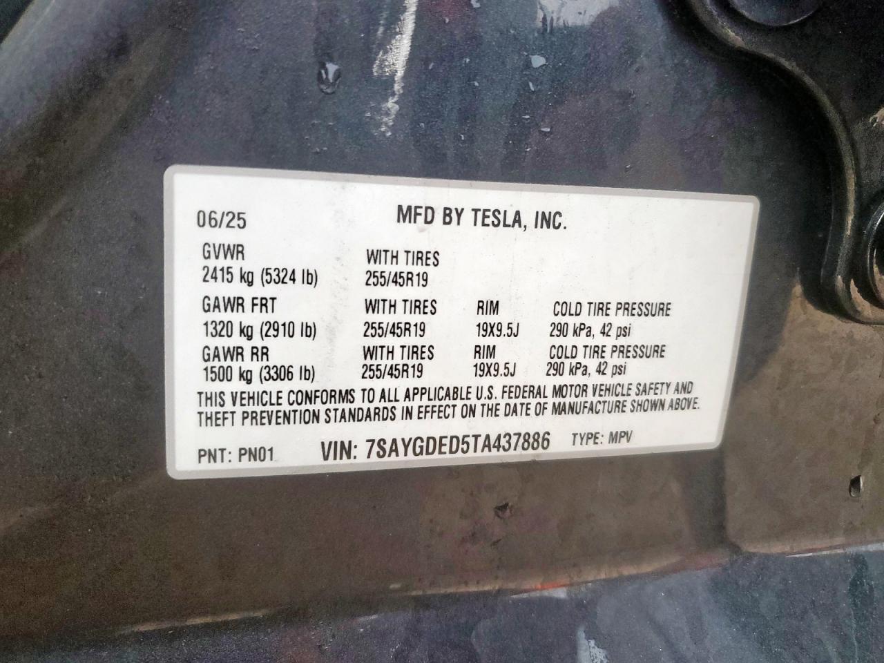 2026 TESLA MODEL Y