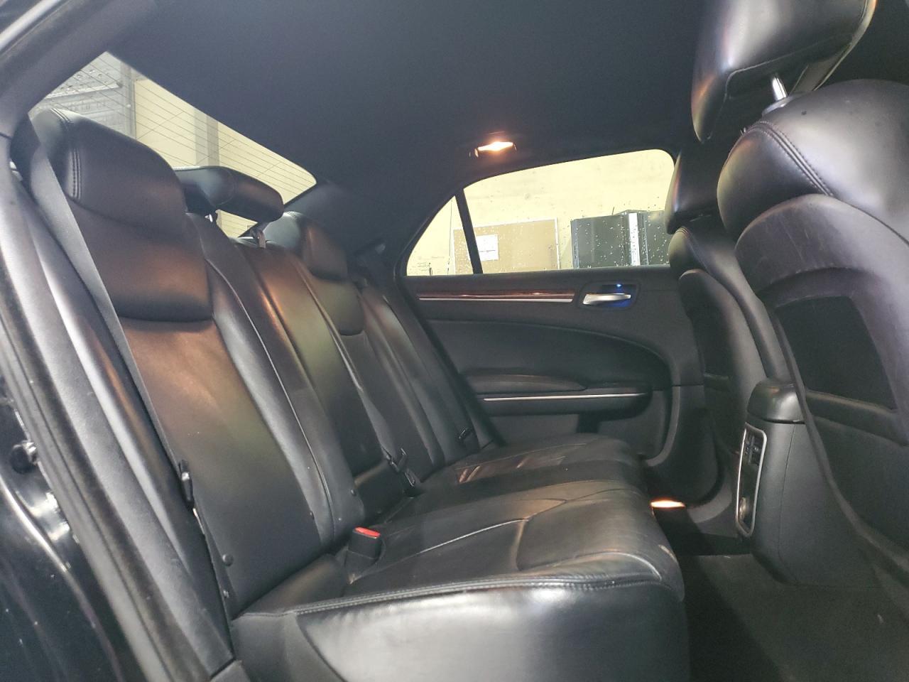 2012 CHRYSLER 300