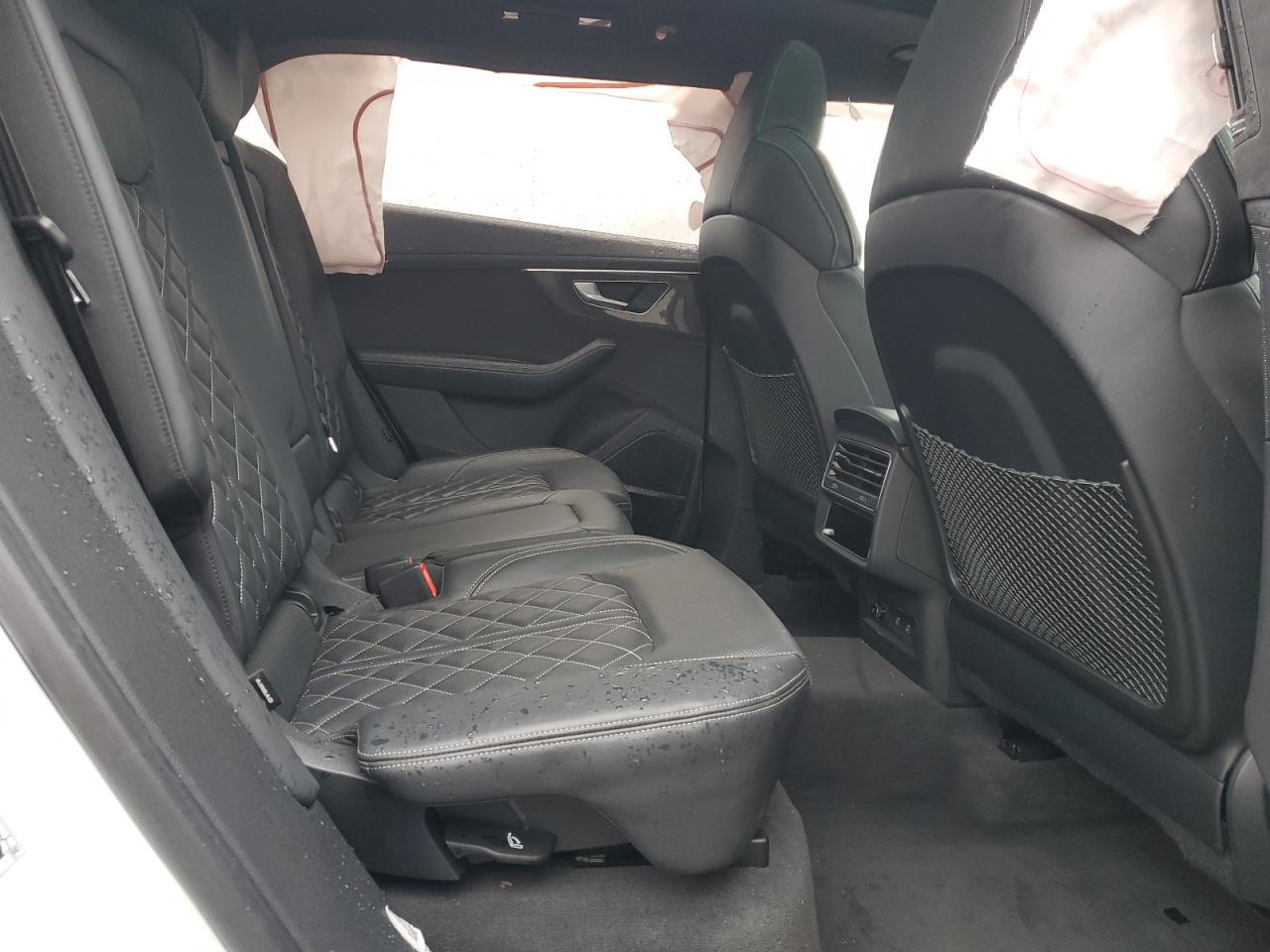2023 AUDI SQ8