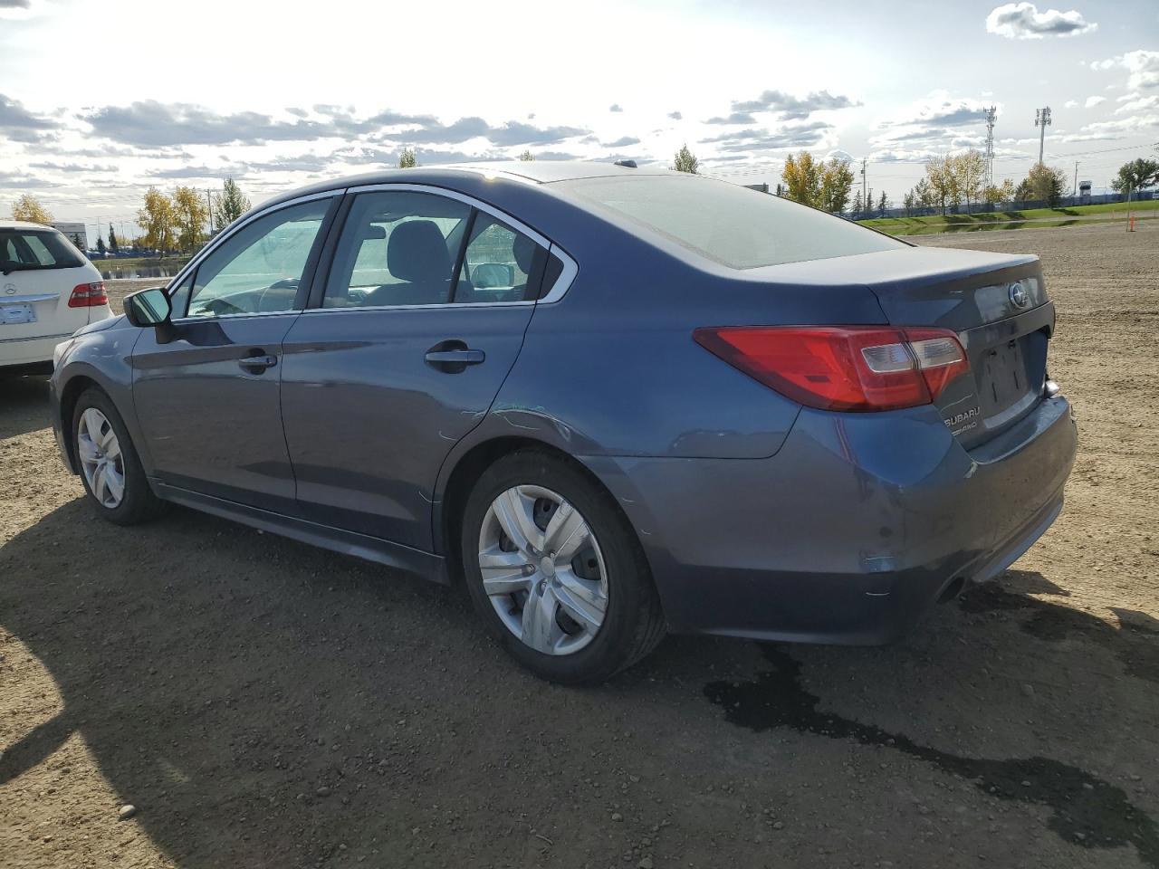 2017 SUBARU Legacy