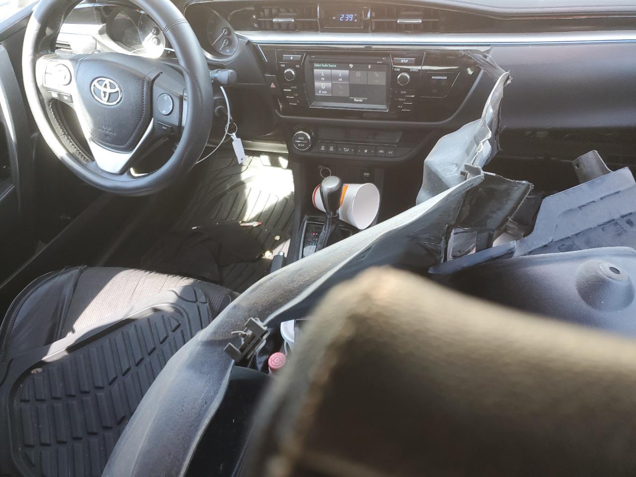 2015 TOYOTA COROLLA