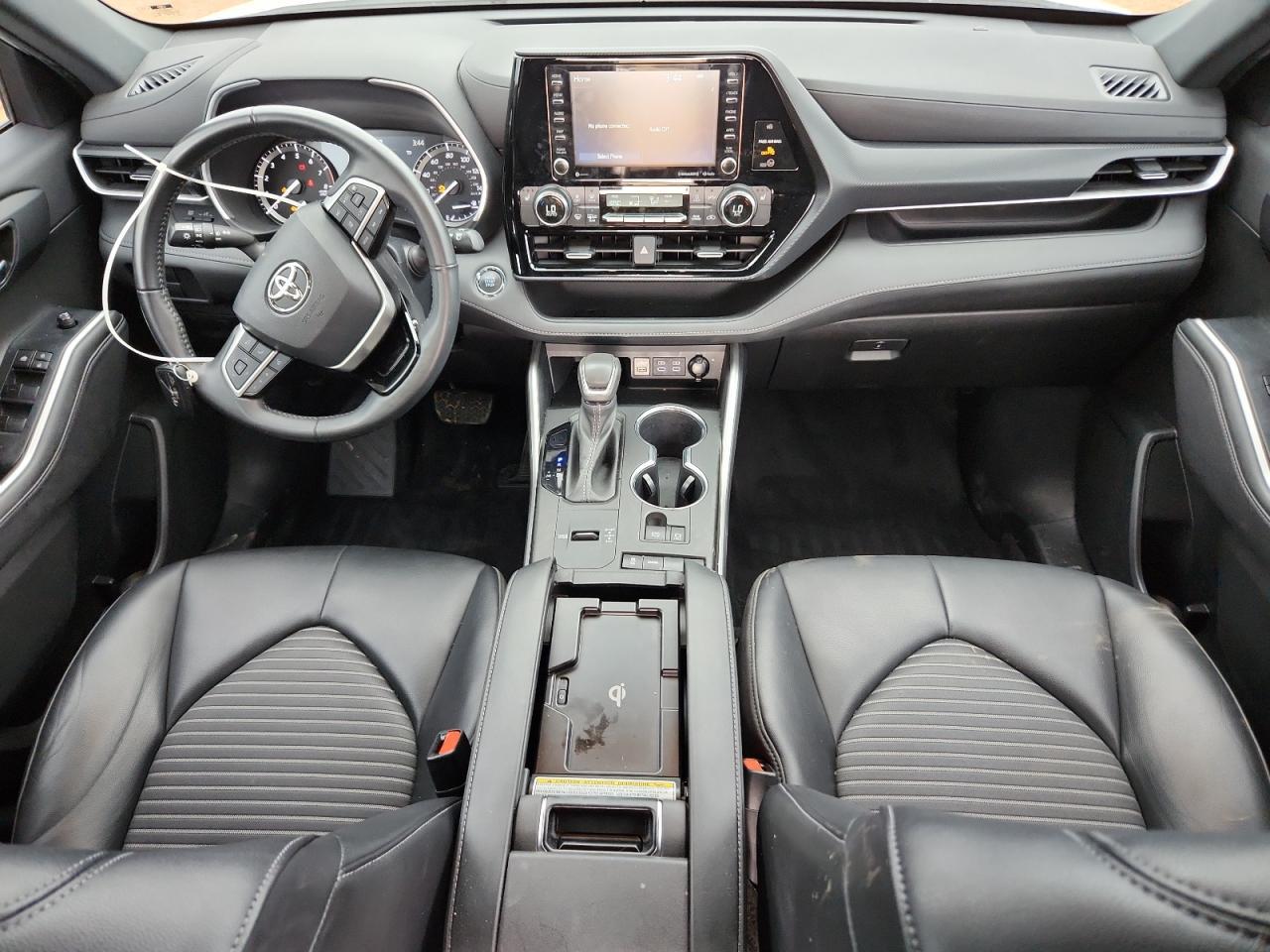 2022 TOYOTA HIGHLANDER