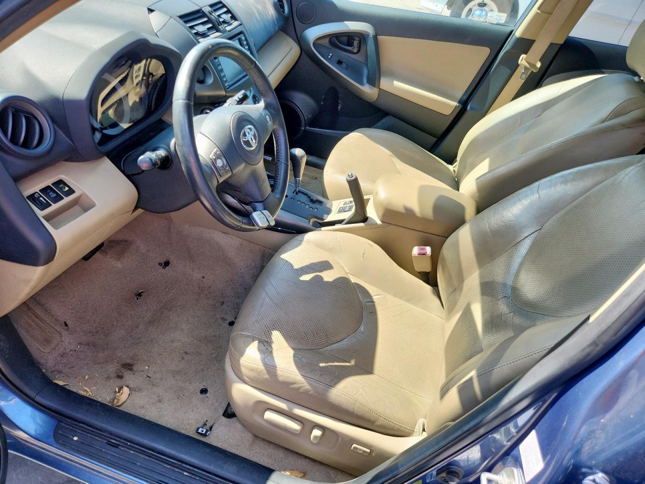 2010 TOYOTA RAV4