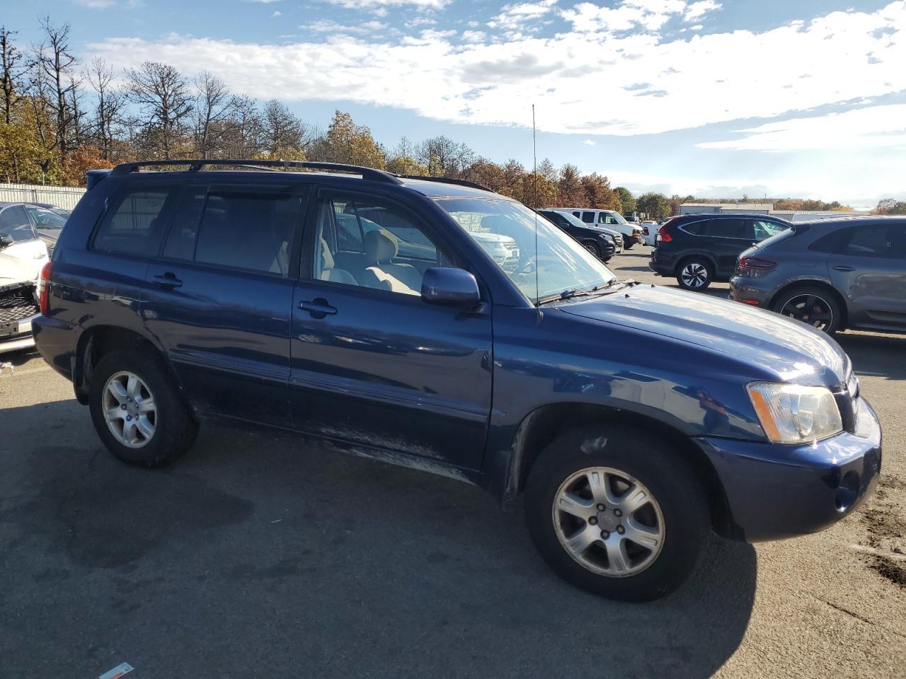 2001 TOYOTA HIGHLANDER