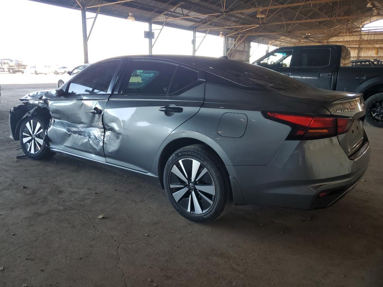 2022 NISSAN ALTIMA