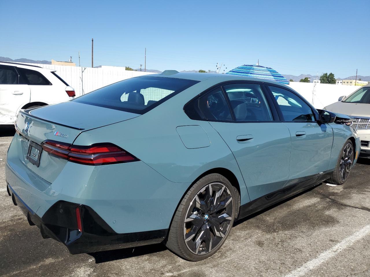 2025 BMW i5