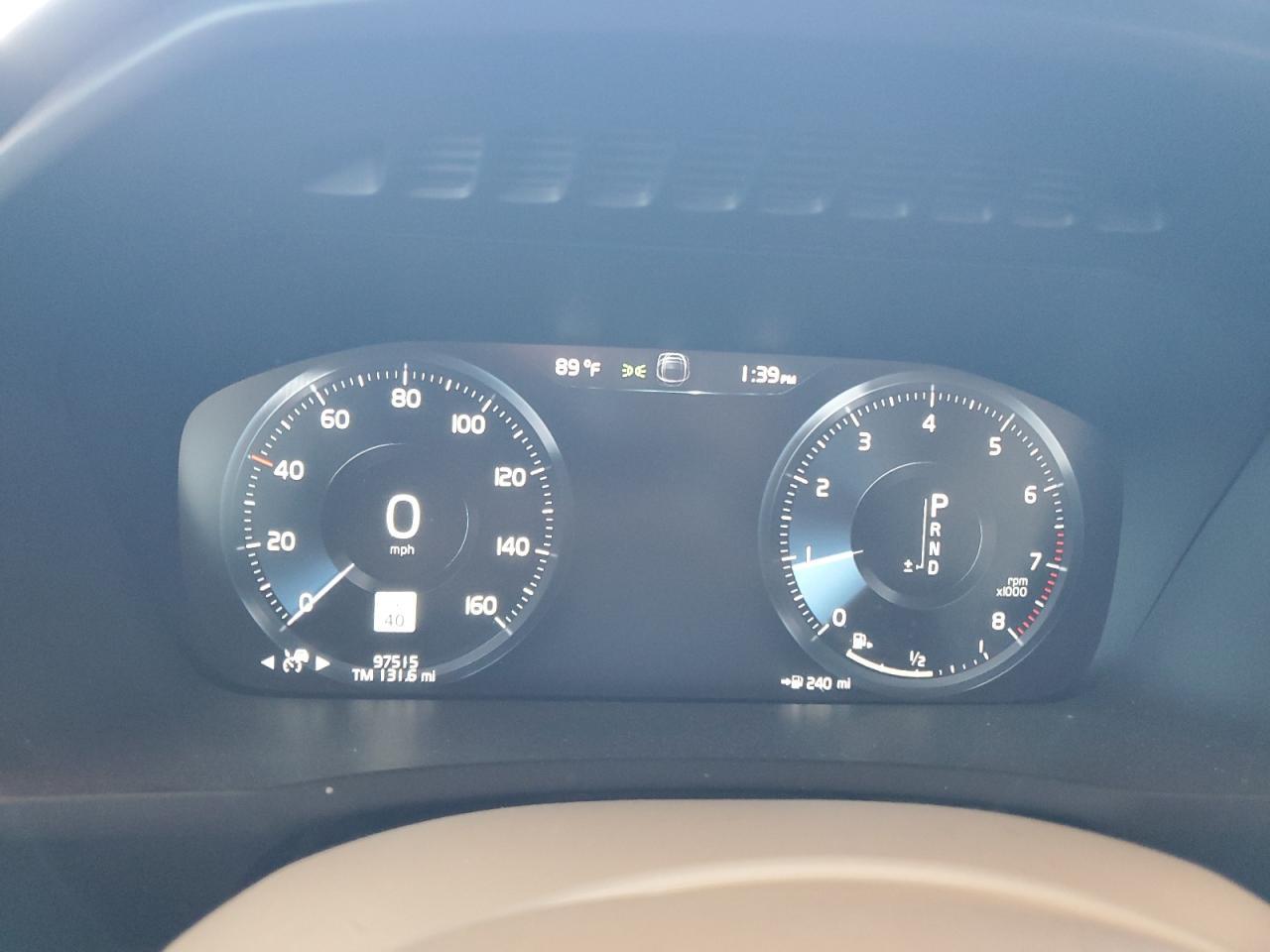 2020 VOLVO XC90