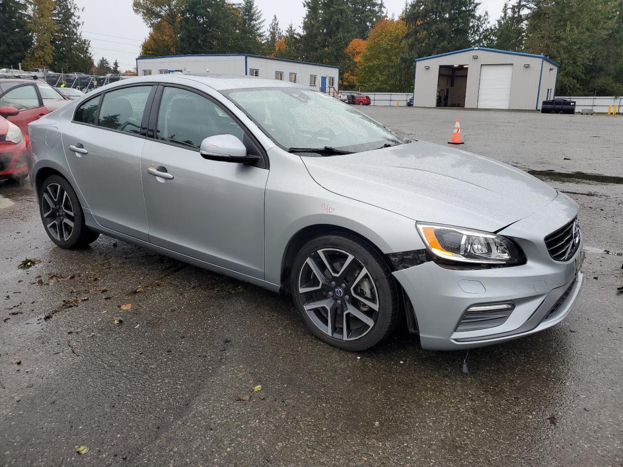 2018 VOLVO S60