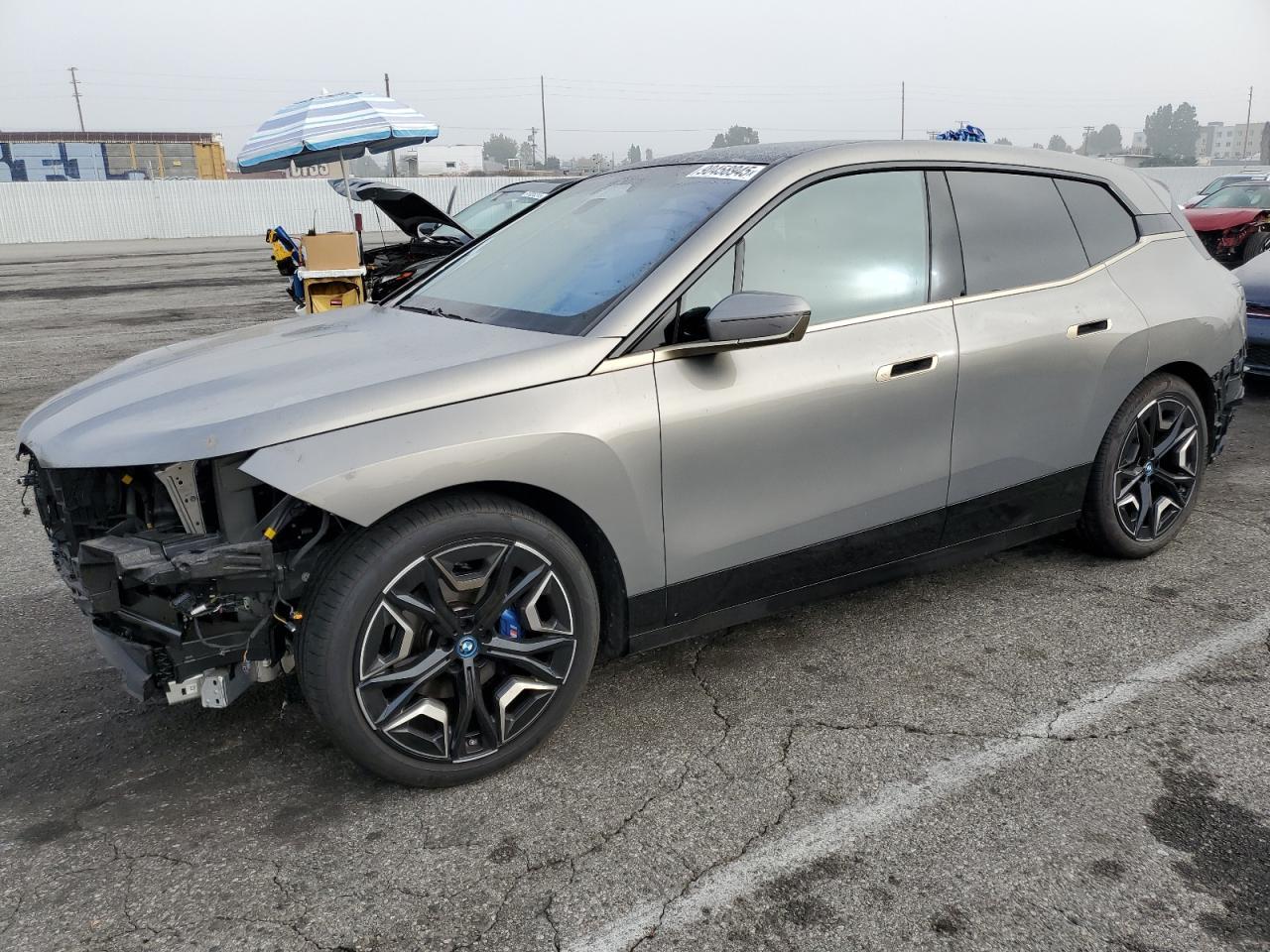 2024 BMW iX