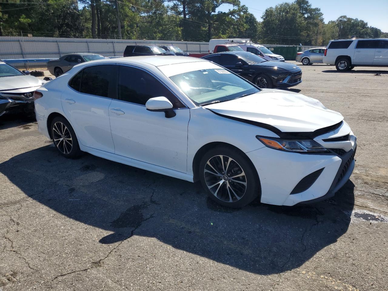 2019 TOYOTA CAMRY