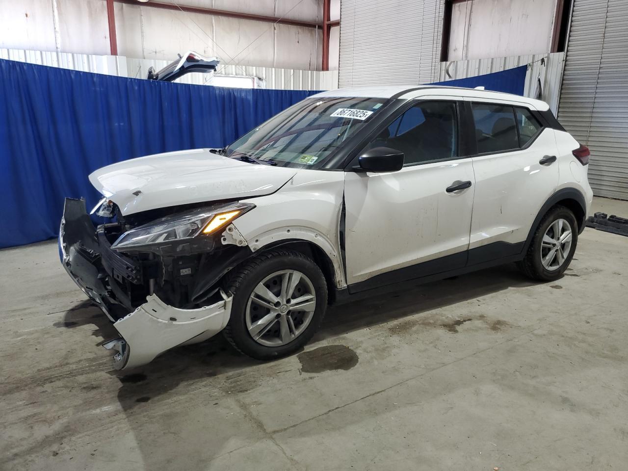 2021 NISSAN KICKS