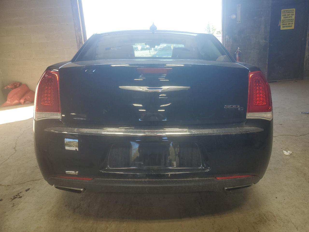 2017 CHRYSLER 300