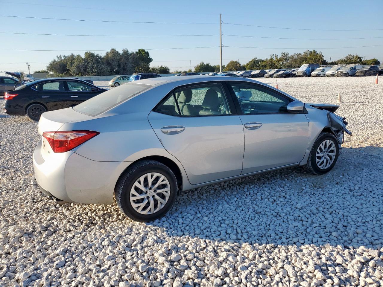 2018 TOYOTA COROLLA
