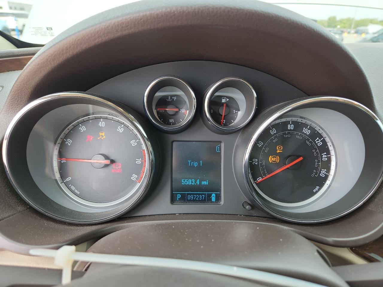 2011 BUICK Regal