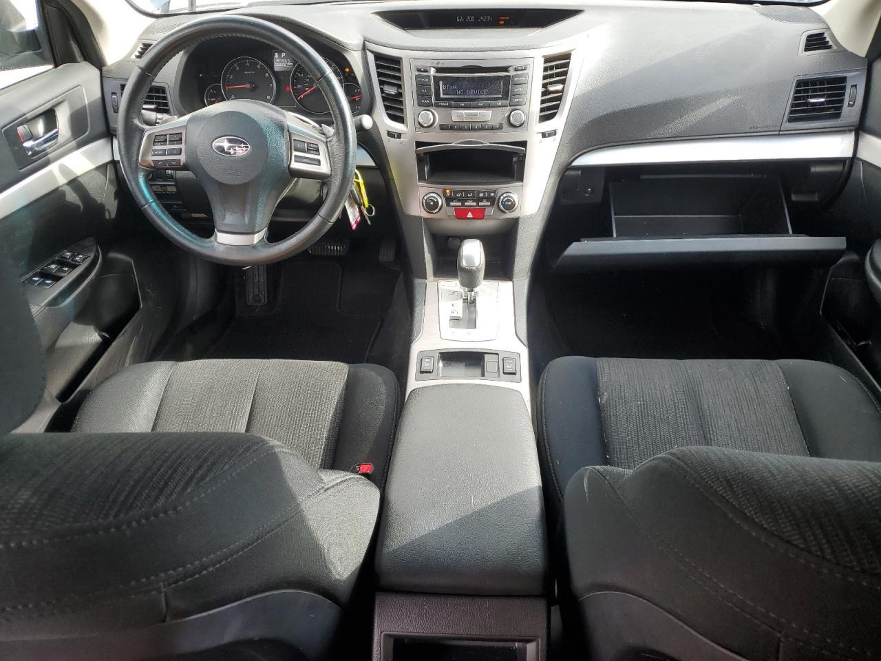 2013 SUBARU Outback