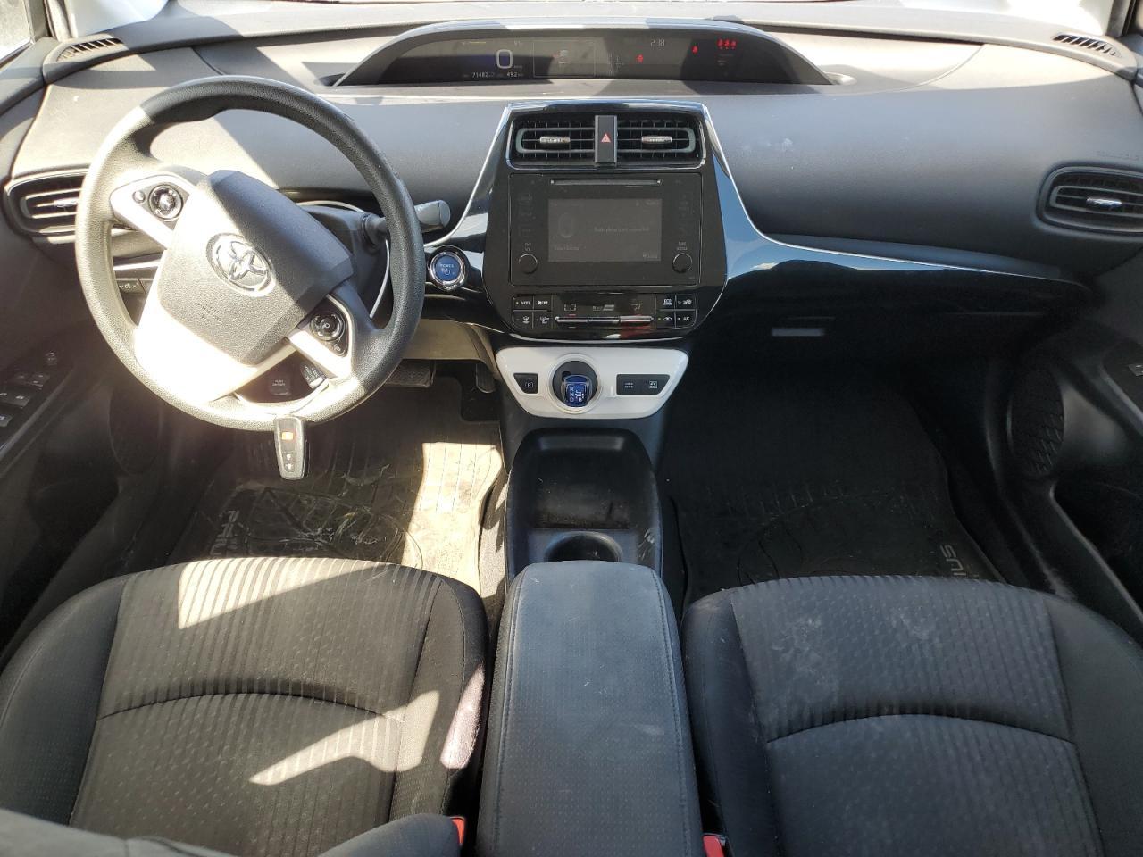 2017 TOYOTA PRIUS