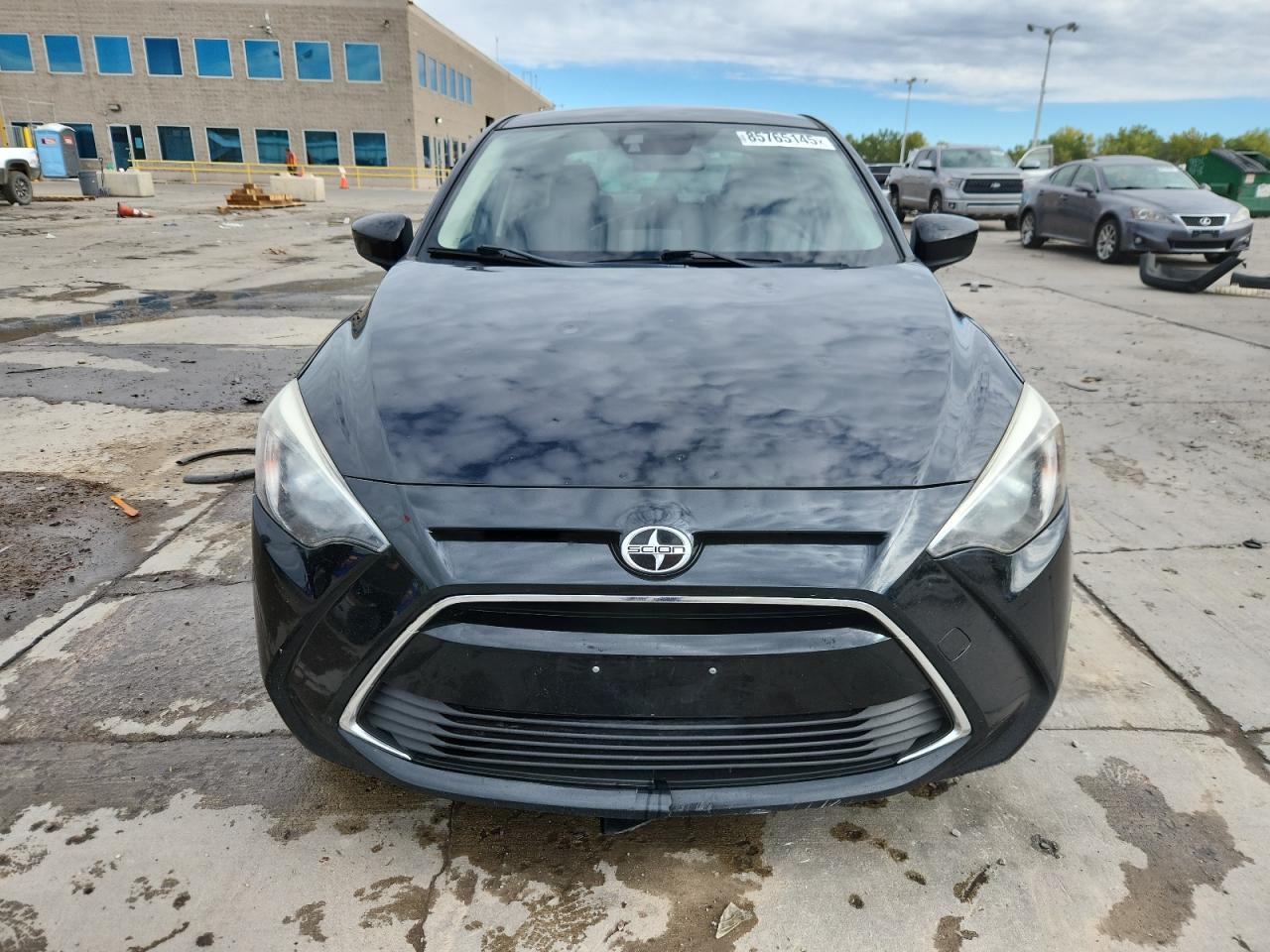 2016 TOYOTA SCION