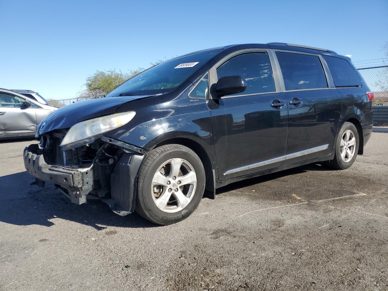 2016 TOYOTA SIENNA