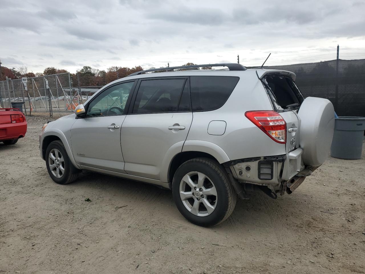 2011 TOYOTA RAV4
