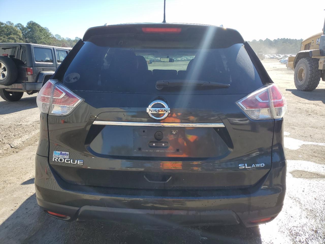 2016 NISSAN ROGUE