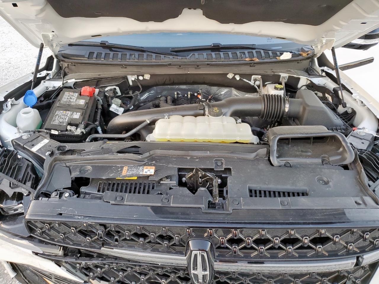 2025 LINCOLN Navigator