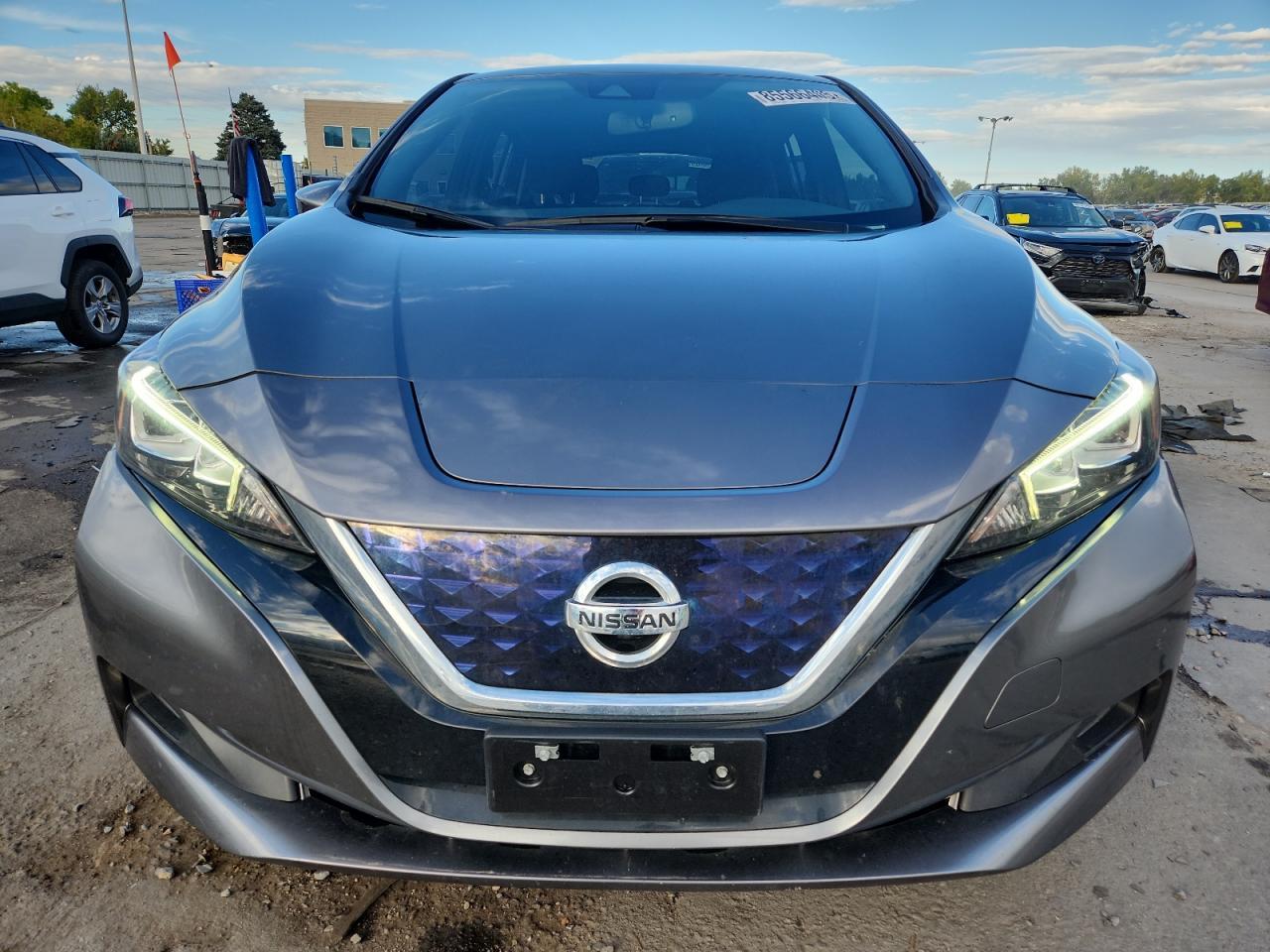 2021 NISSAN LEAF
