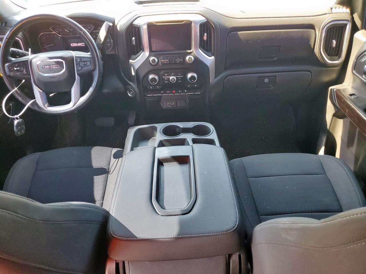 2020 GMC Sierra