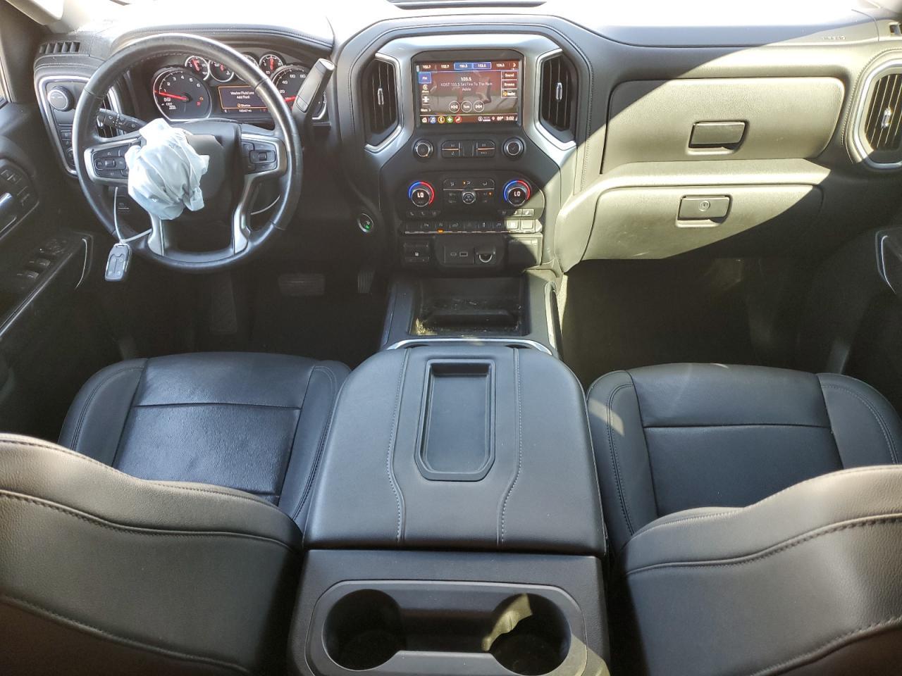 2021 CHEVROLET Silverado
