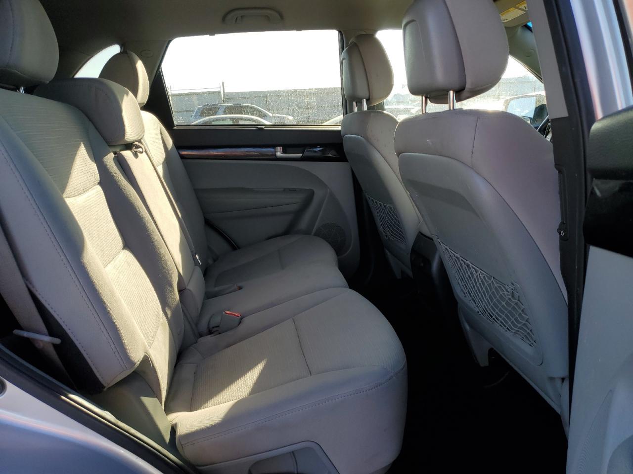 2014 KIA SORENTO