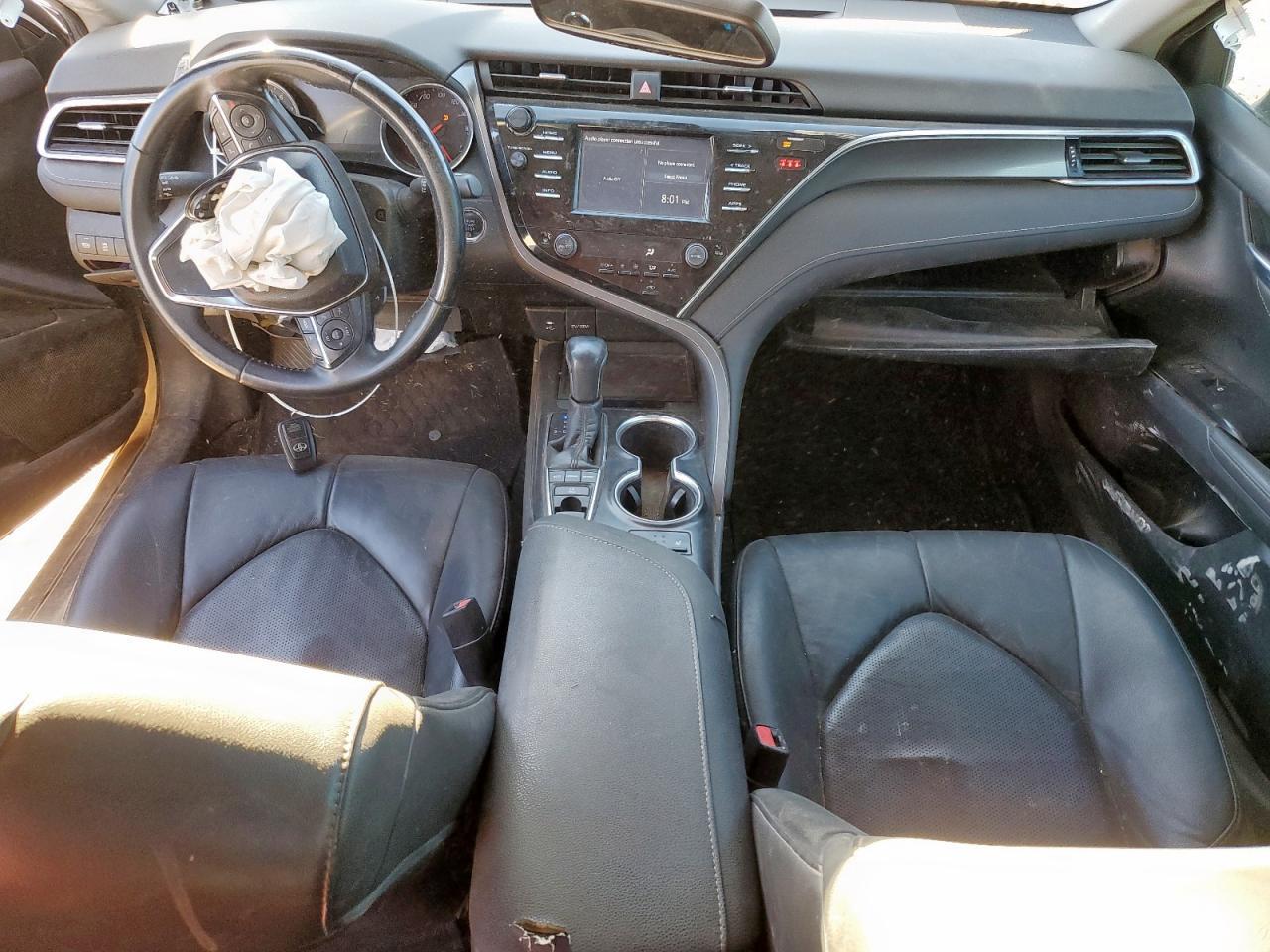2018 TOYOTA CAMRY