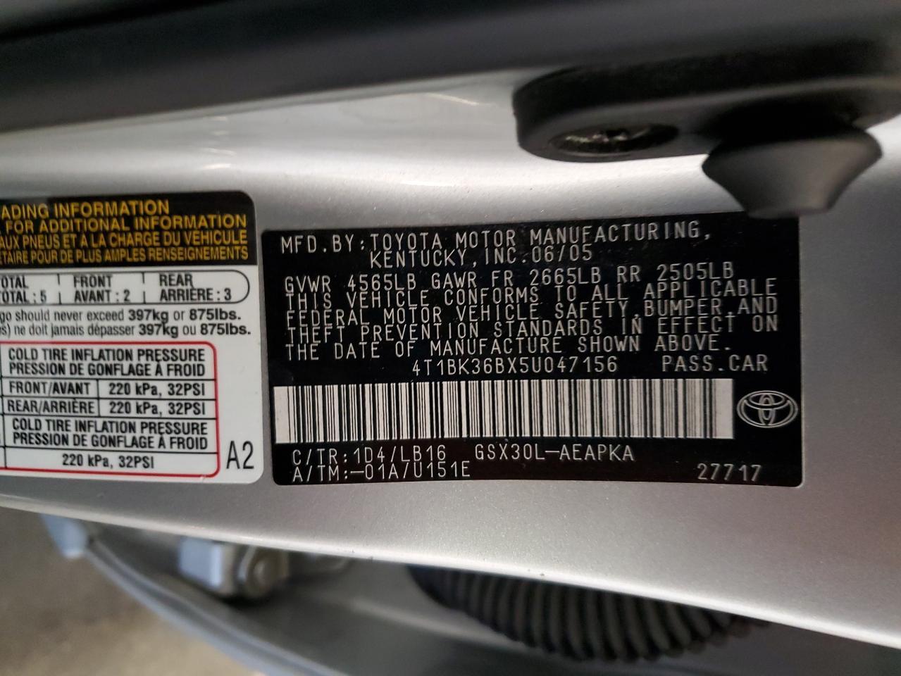 2005 TOYOTA Avalon